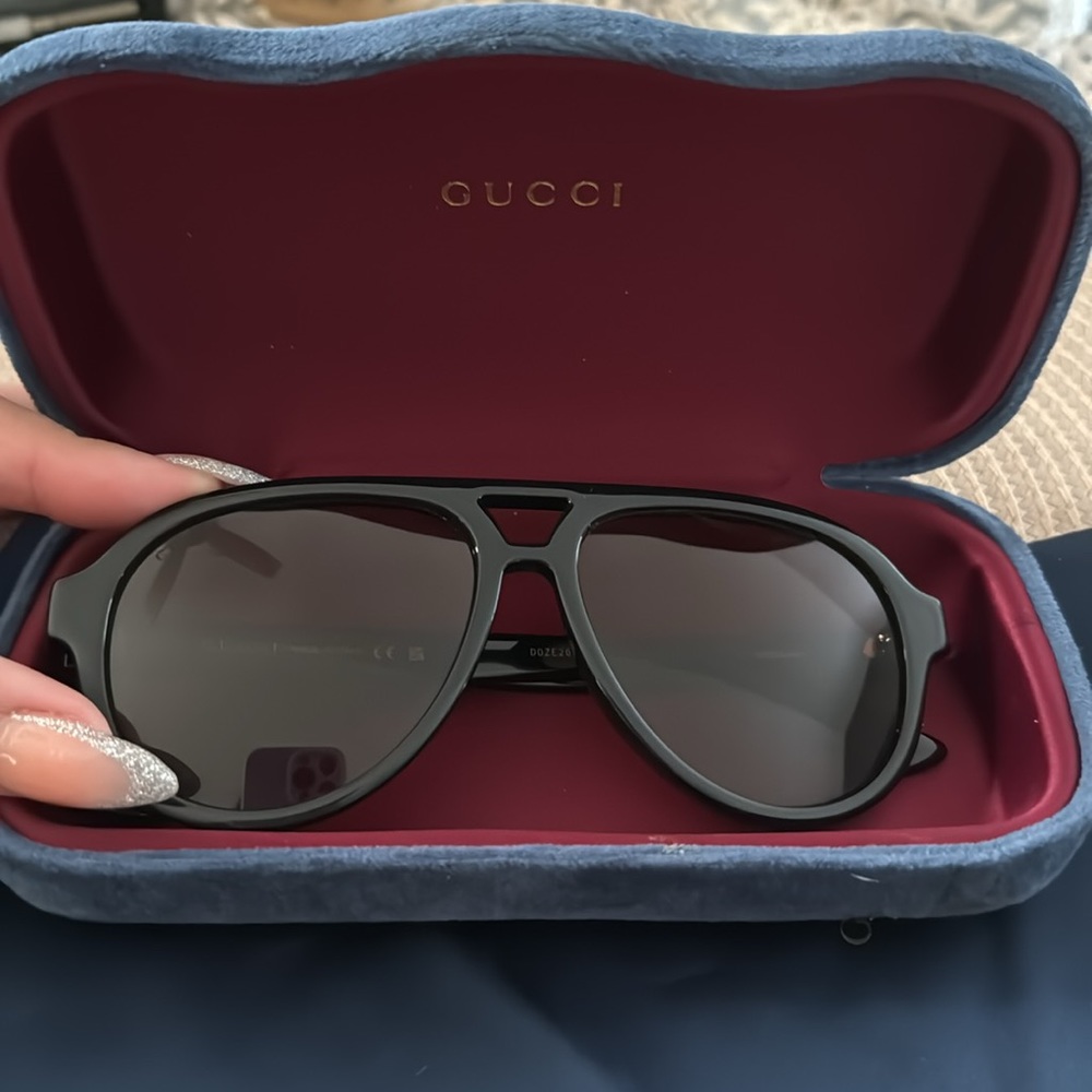 Gucci glasses - Picture 4 of 5